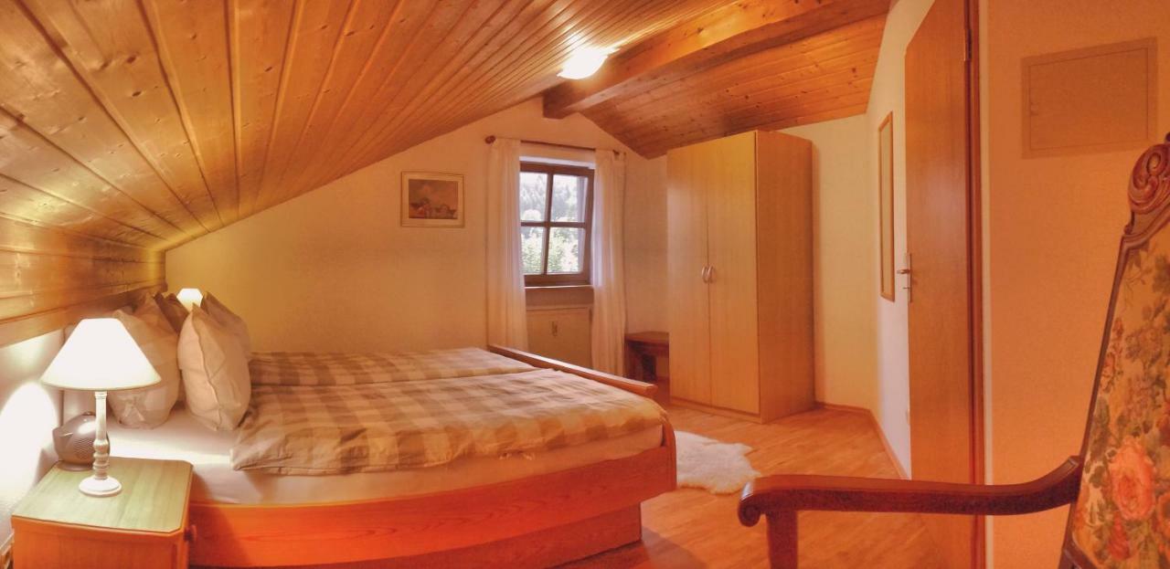 Ferienwohnung Franzi Garmisch-Partenkirchen Luaran gambar